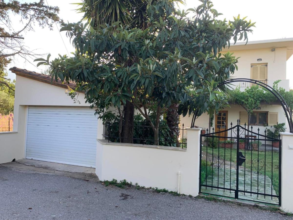 Fatima Villa Vryses